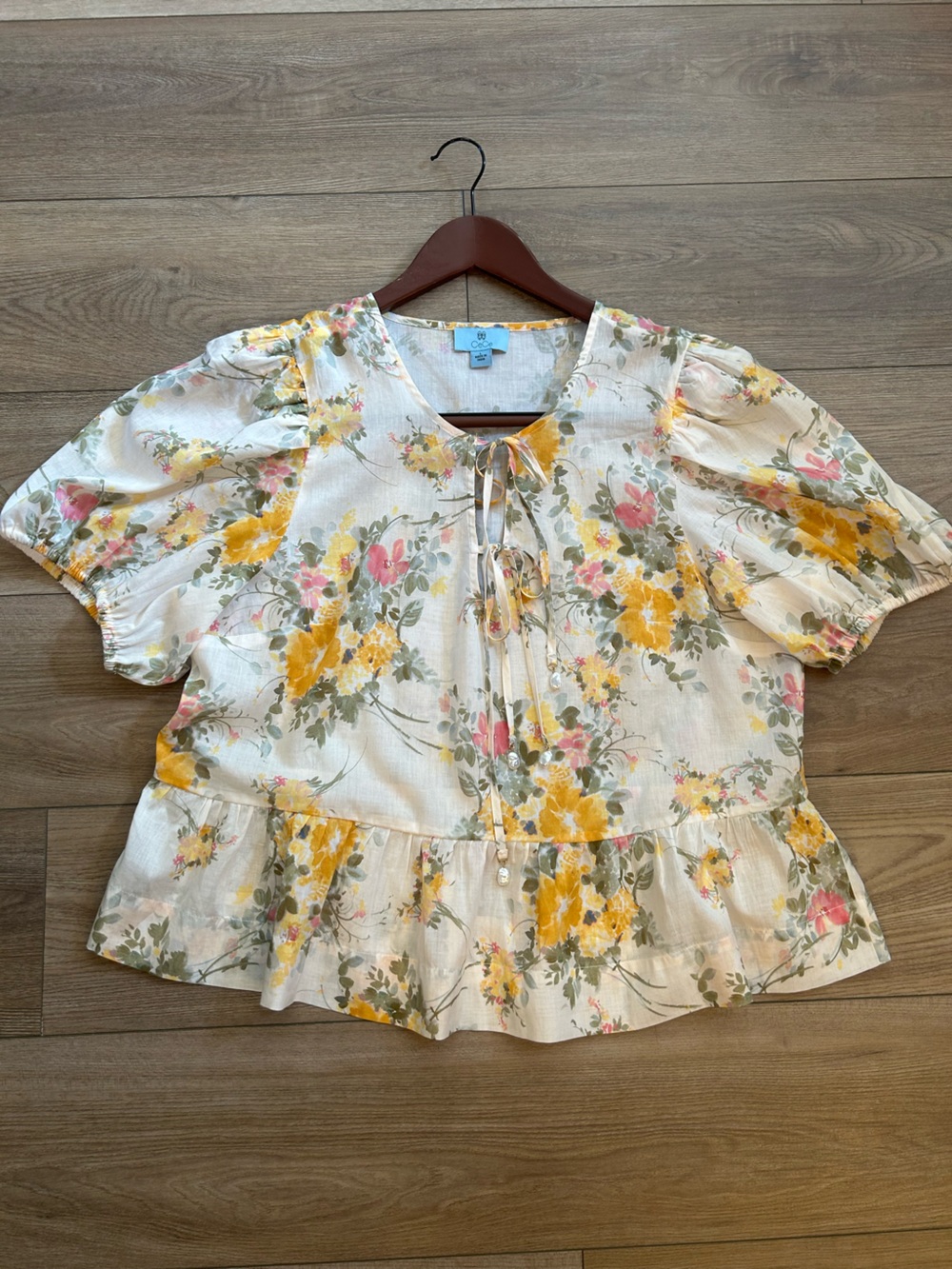 CeCe Floral Ruffle Puff Sleeve Peasant Blouse L